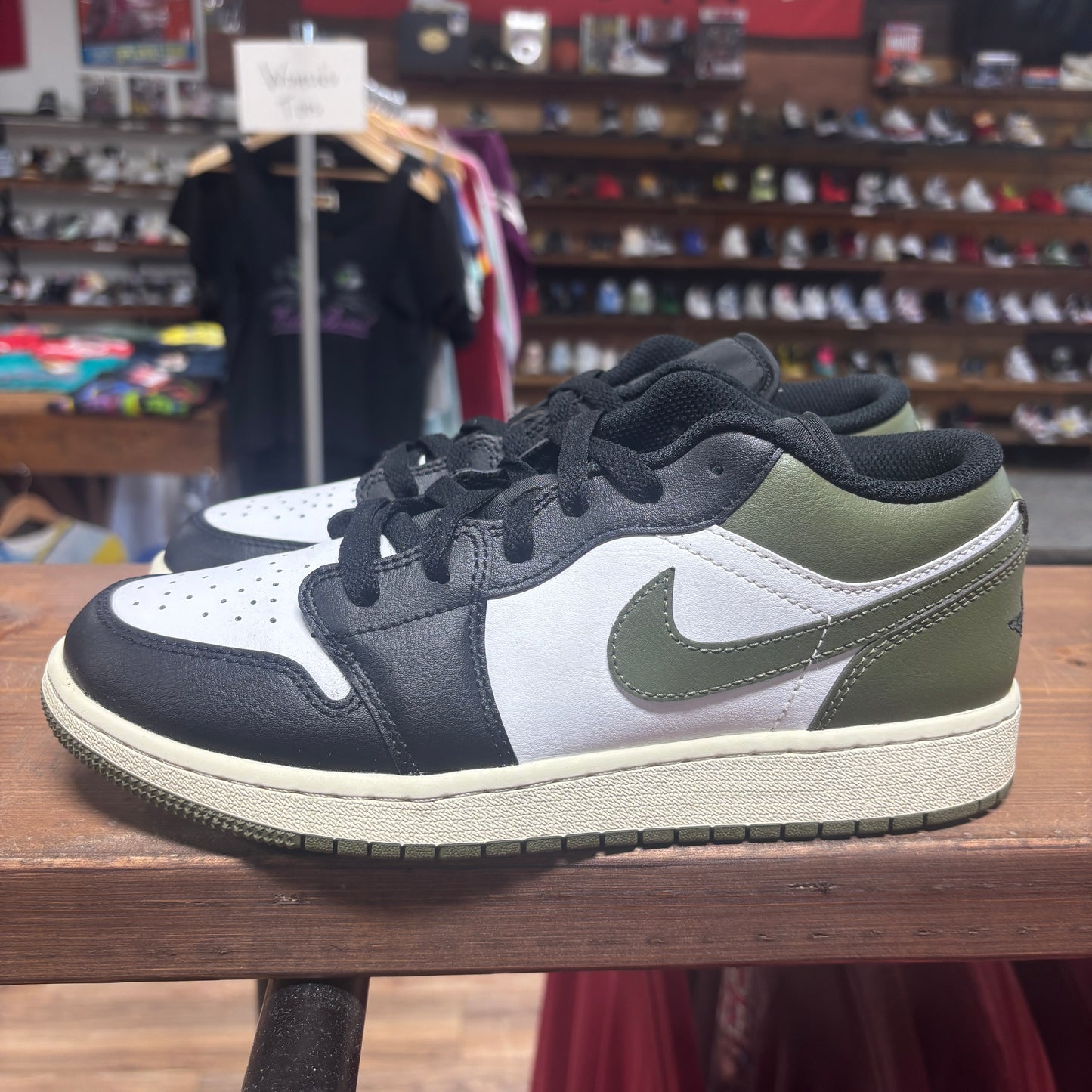 Jordan 1 Low 'Black Toe Medium Olive' Size 6.5Y