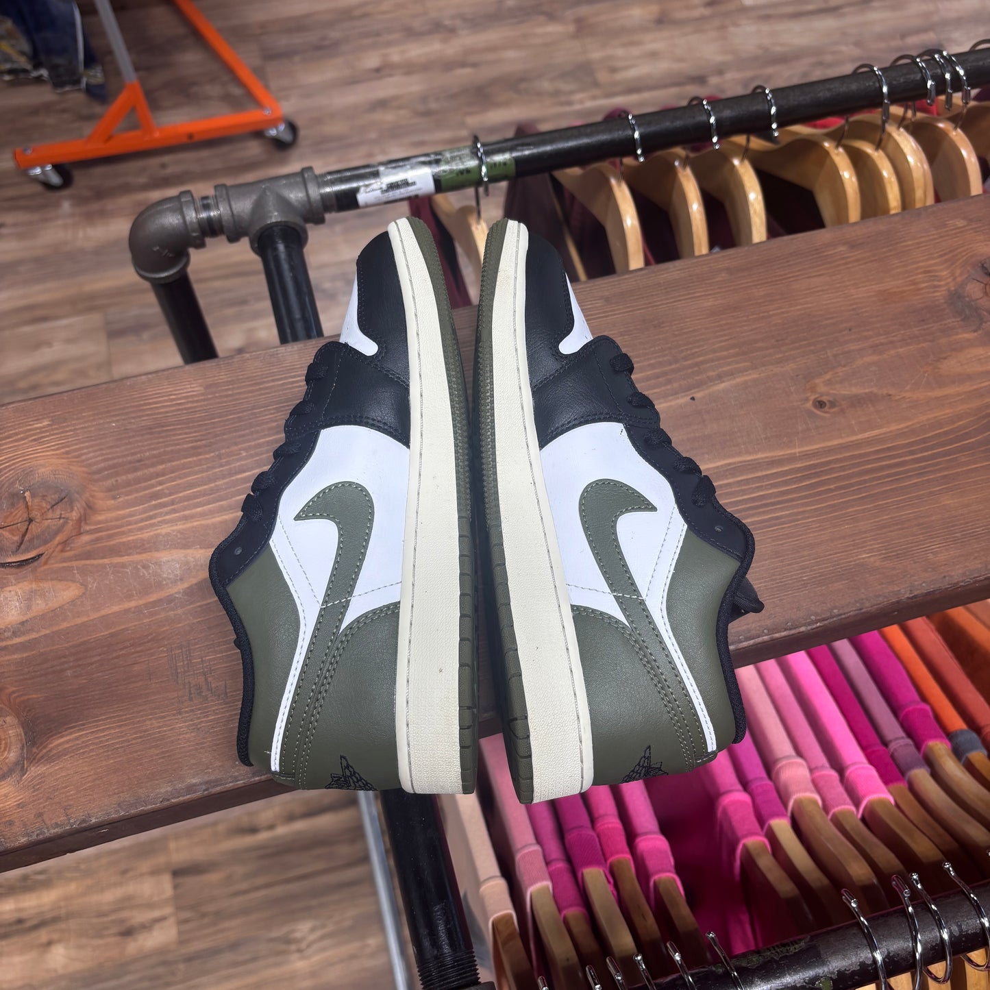 Jordan 1 Low 'Black Toe Medium Olive' Size 6.5Y