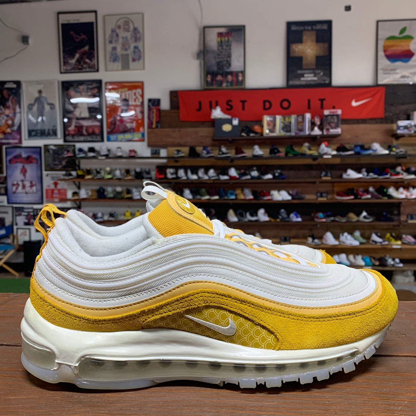 Nike Air Max 97 'Koi Gold' Size 9