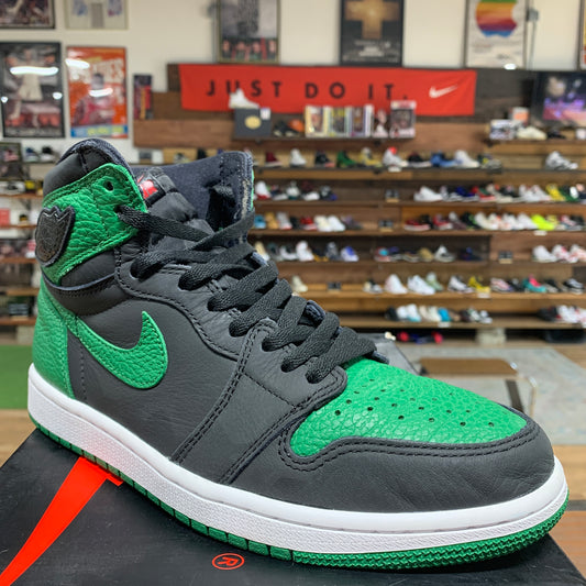 Jordan 1 'Pine Green 2.0' Size 8