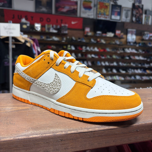Nike Dunk Low 'Safari Swoosh Kumquat' Size 10.5 (DS)