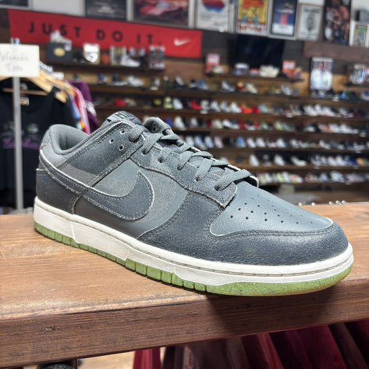 Nike Dunk Low 'Halloween Iron Grey' Size 10.5 (DS)