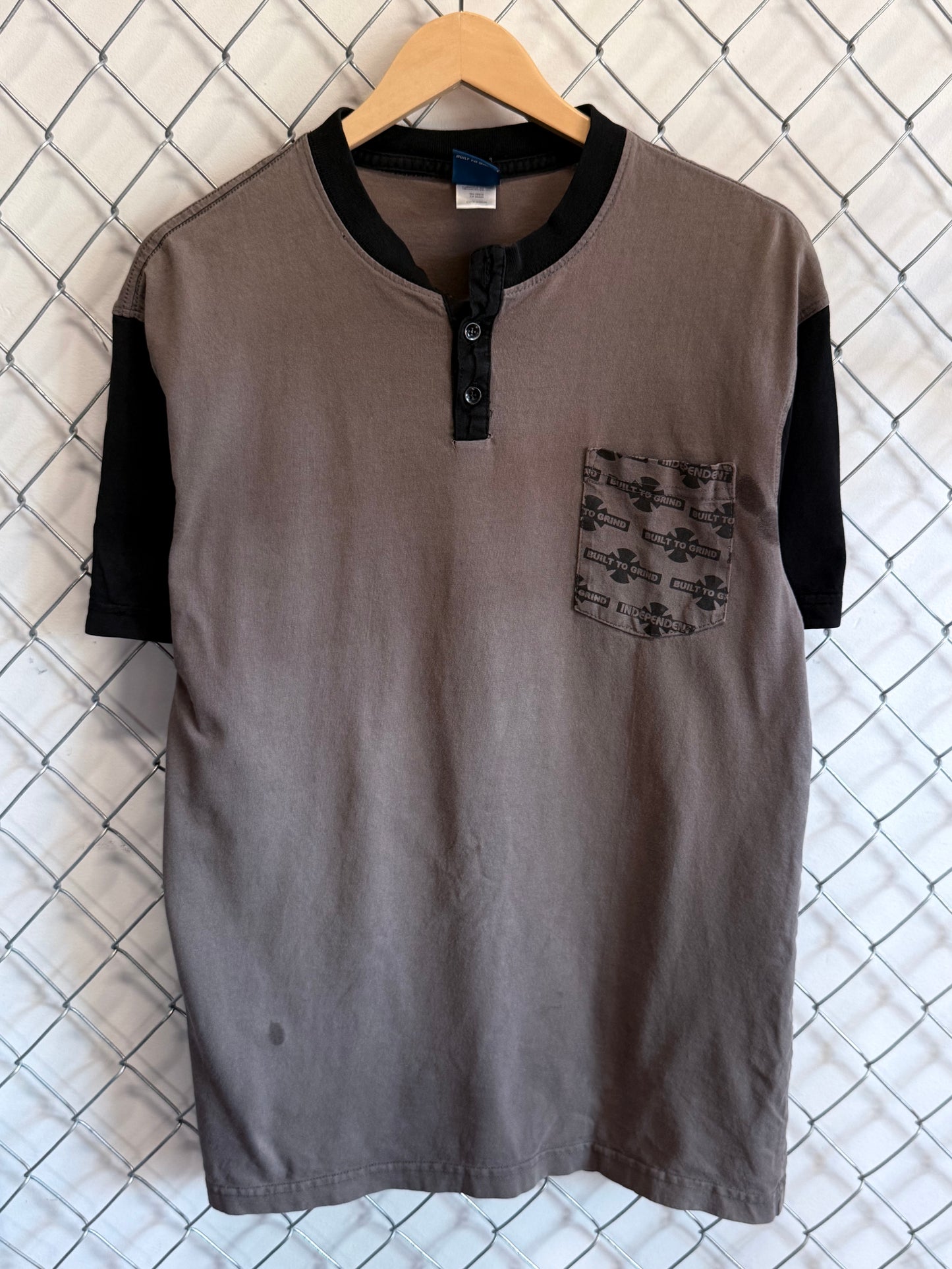Vintage Independent Skate Company Henley Style Skate Shirt Size Large