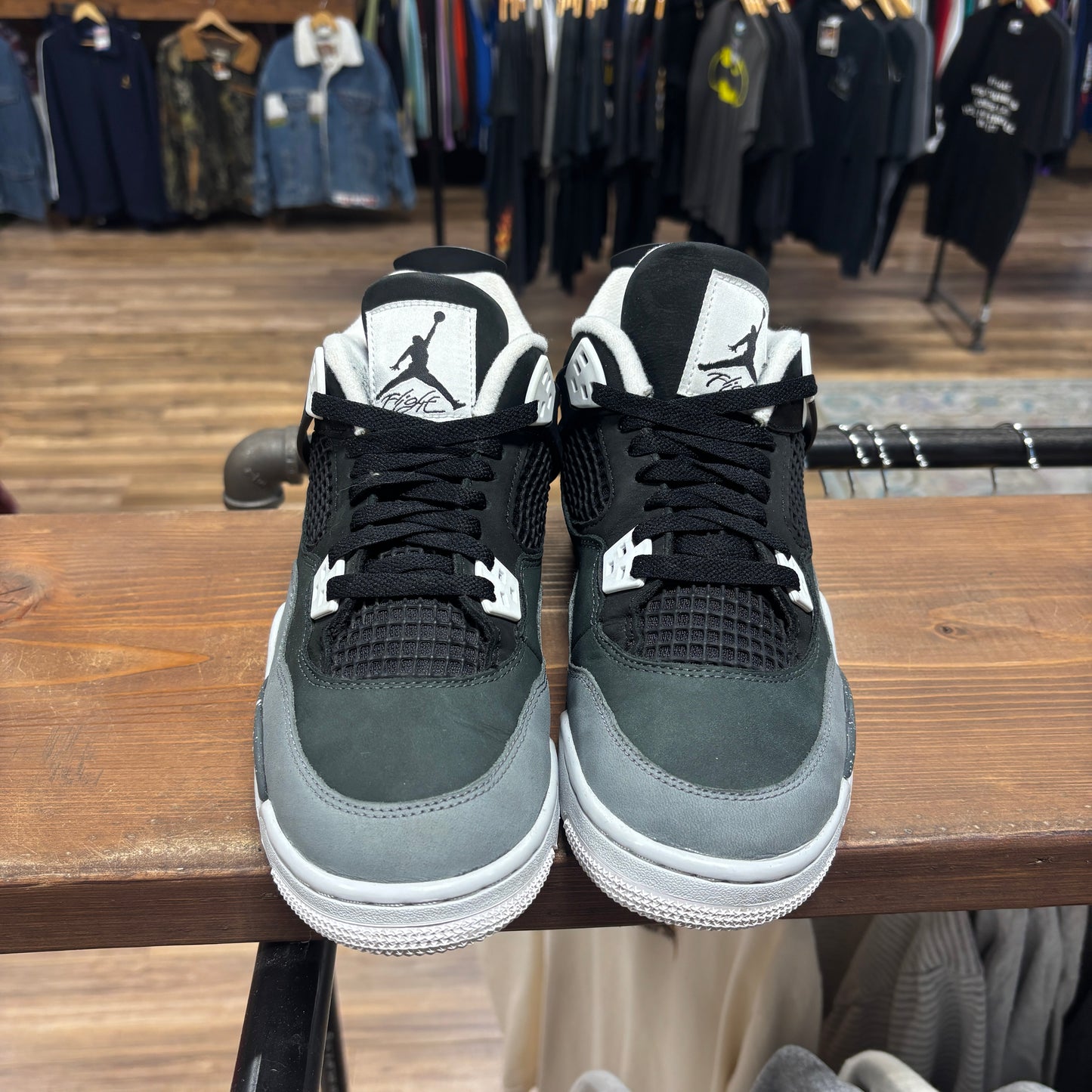 Jordan 4 'Fear' Size 7Y
