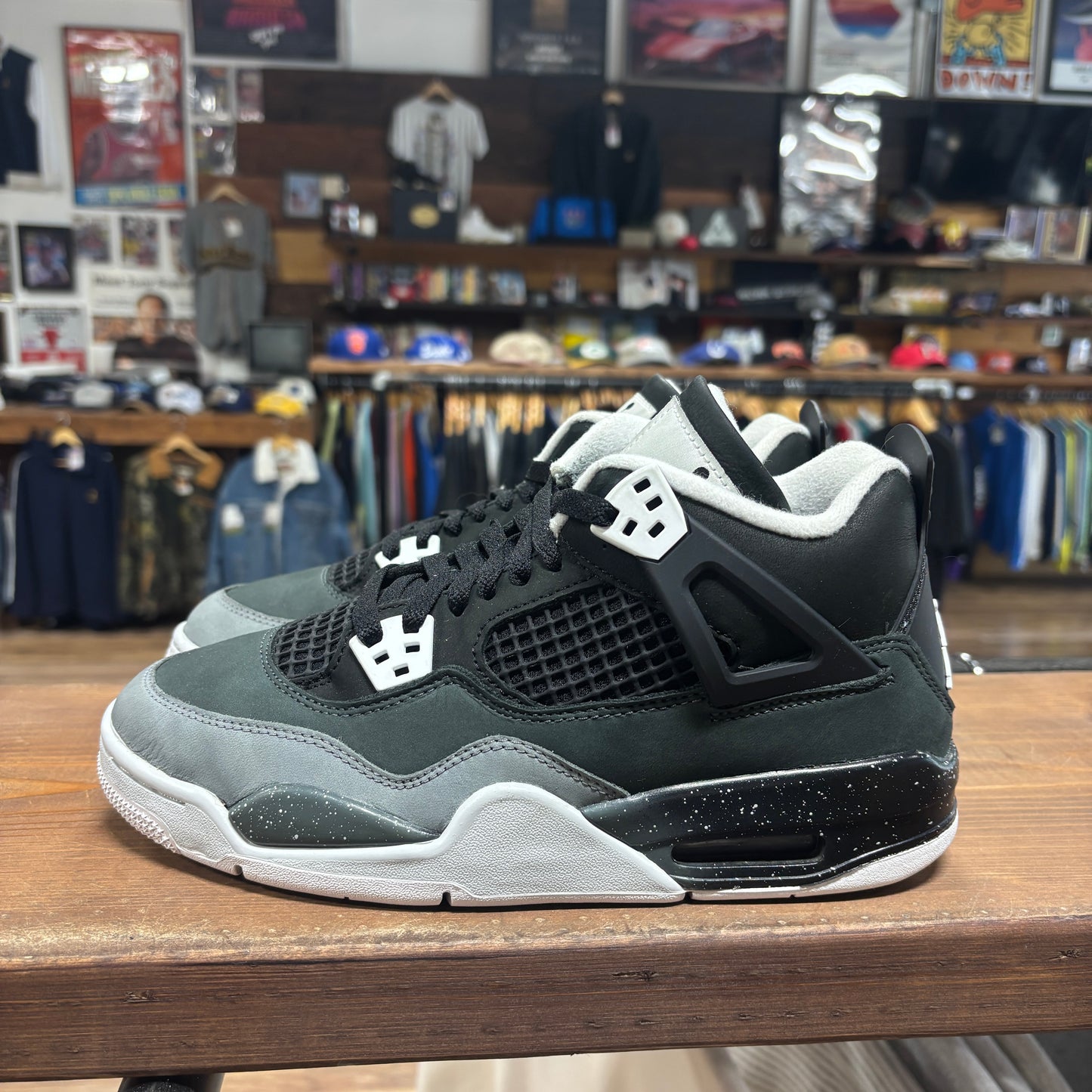 Jordan 4 'Fear' Size 7Y