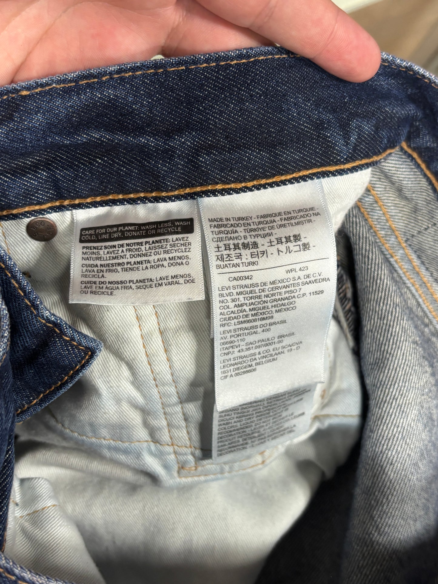 Levi's x END Clothing Paint Splattered Denim Selvedge Red Line Jeans Size 32x32