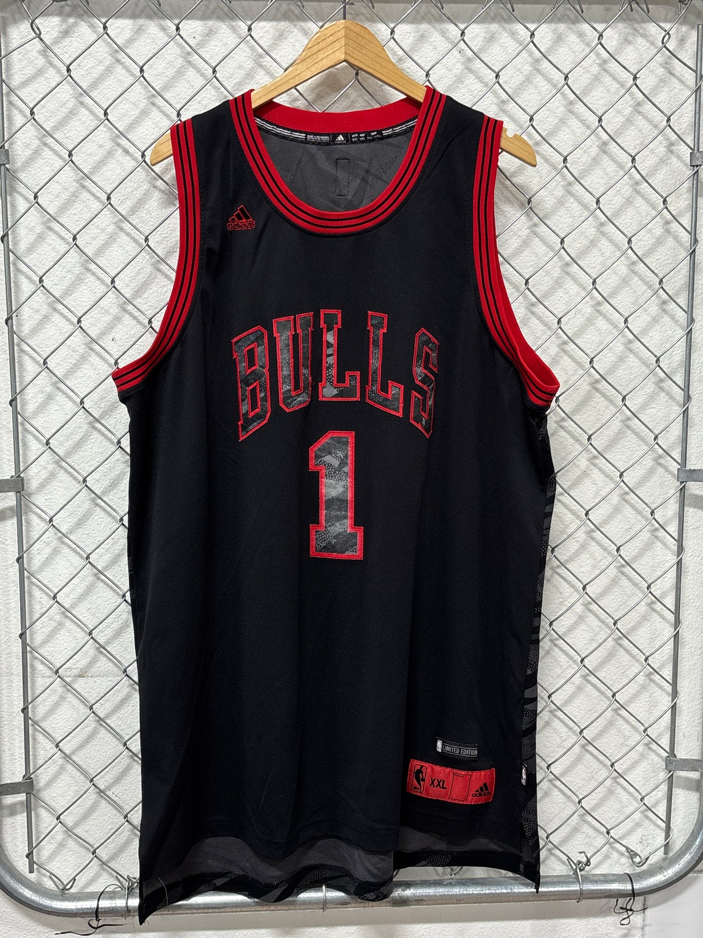 Adidas Derrick Rose Limited Edition Chicago Bulls #1 Jersey Size XXL