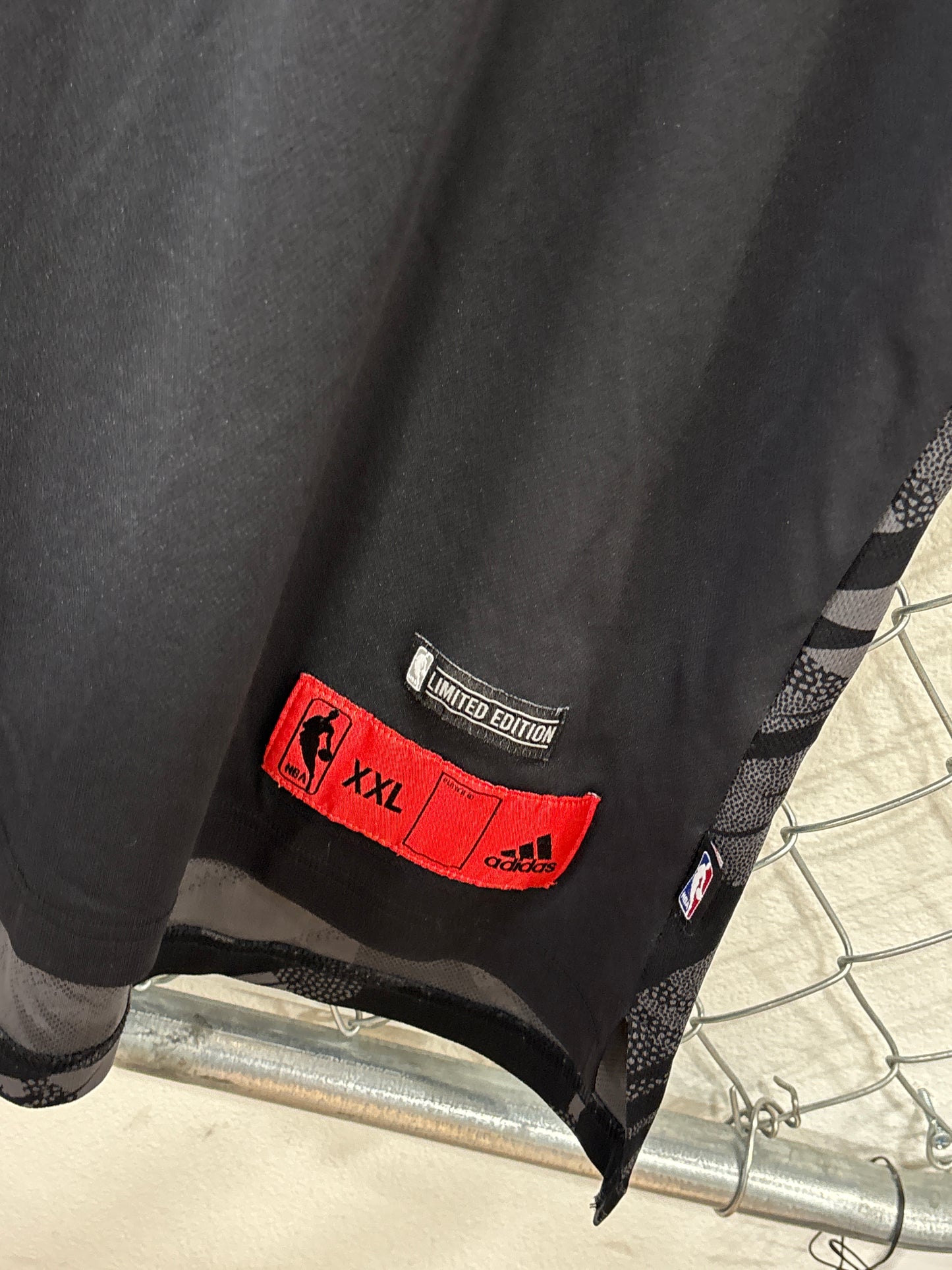Adidas Derrick Rose Limited Edition Chicago Bulls #1 Jersey Size XXL