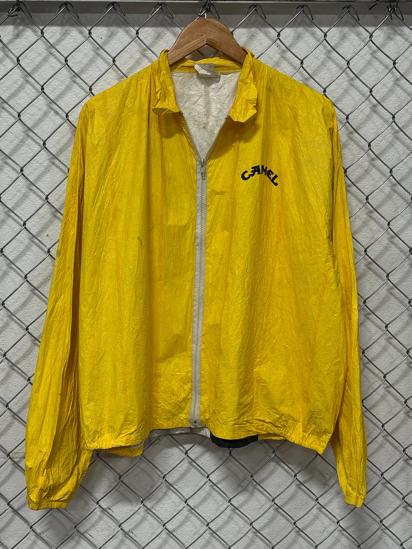 Vintage 90's Camel Cigarettes Tyvek Jacket Size XL