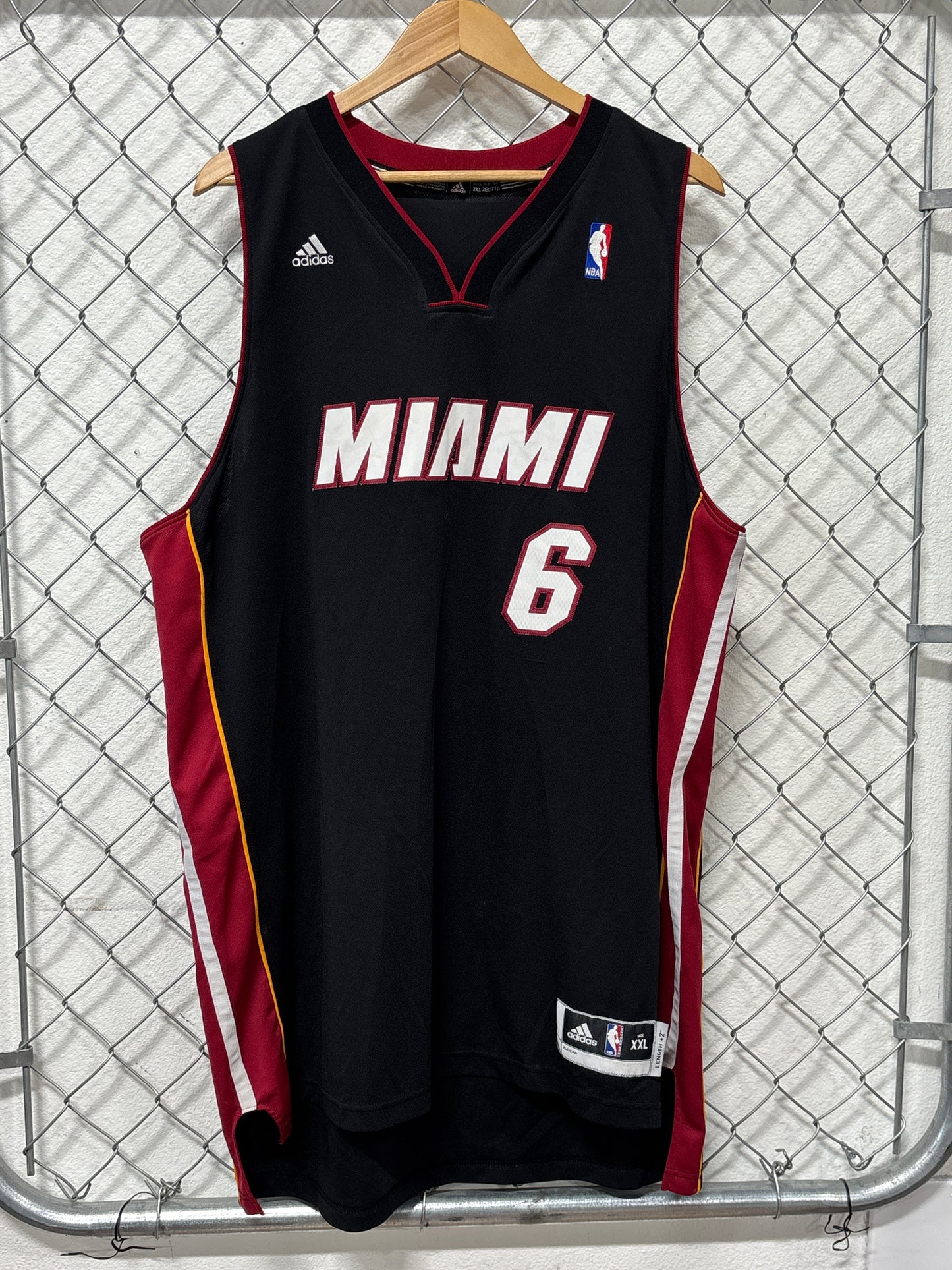 Adidas Lebron James Miami Heat #6 Black NBA Jersey Size XXL