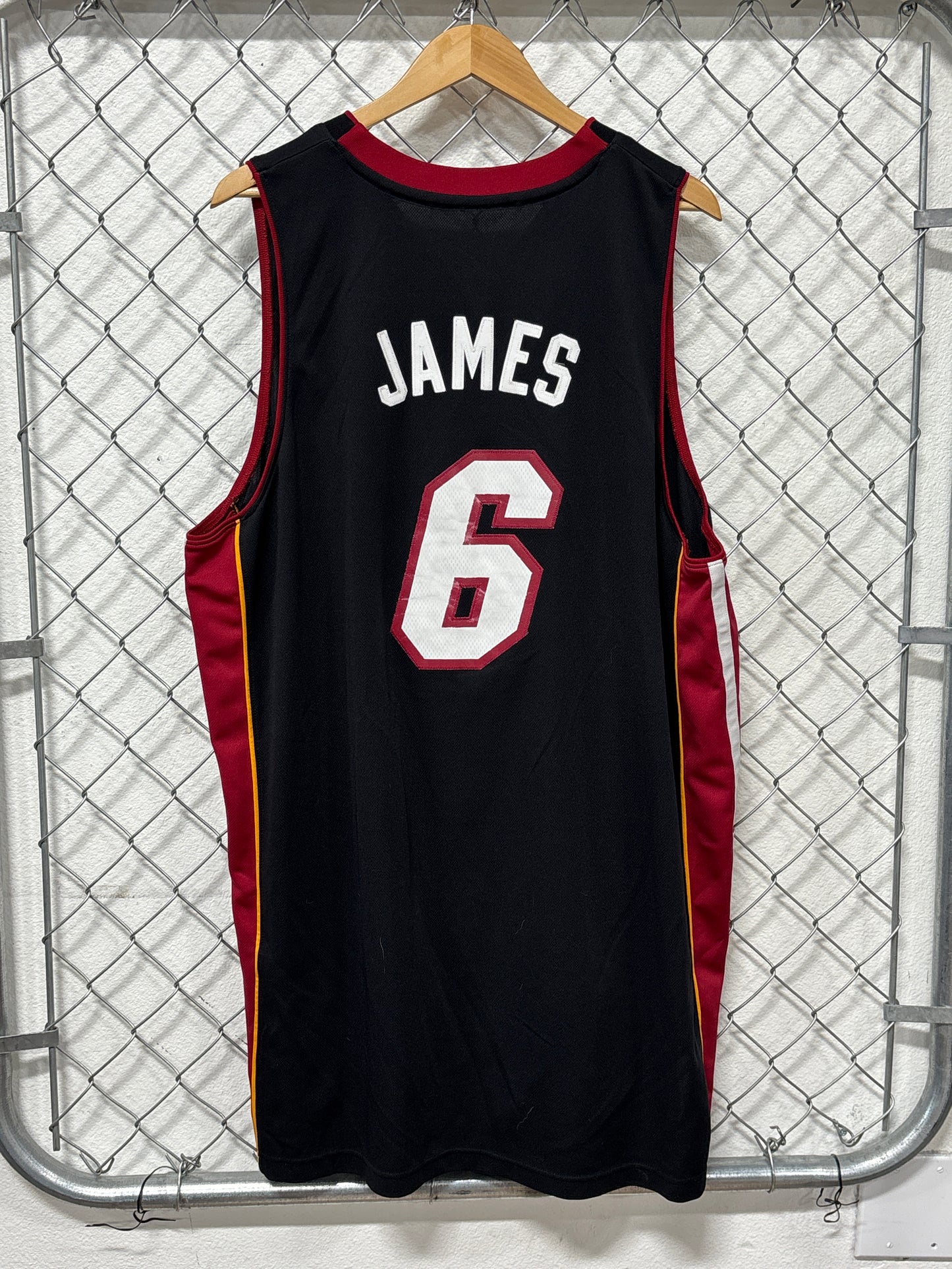 Adidas Lebron James Miami Heat #6 Black NBA Jersey Size XXL