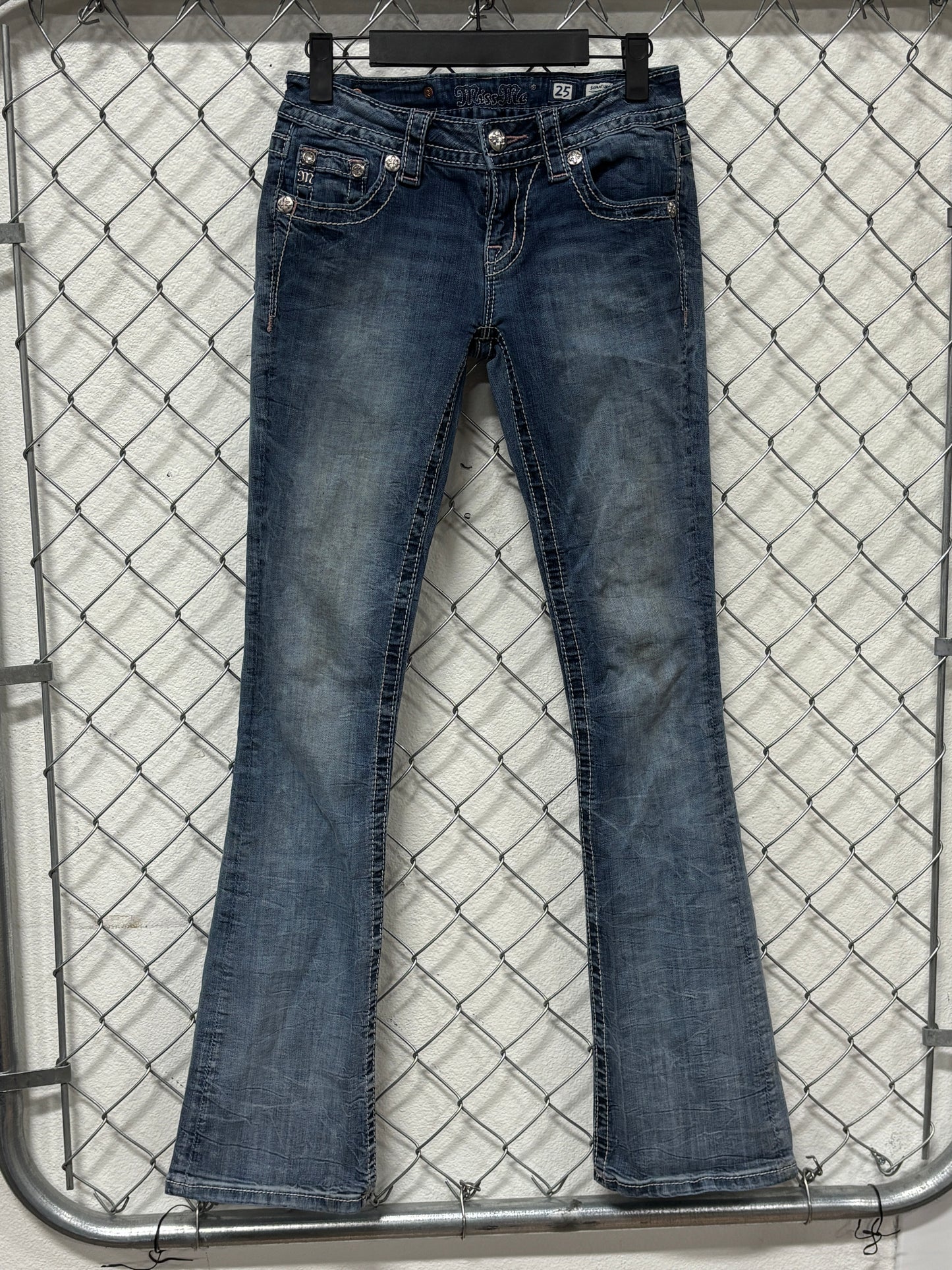 Y2K Miss Me Low Rise Women's Denim Flared Jeans Size 26x31
