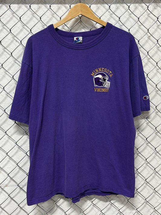Vintage 90's Champion Minnesota Vikings Embroidered Logo Tee Size XL
