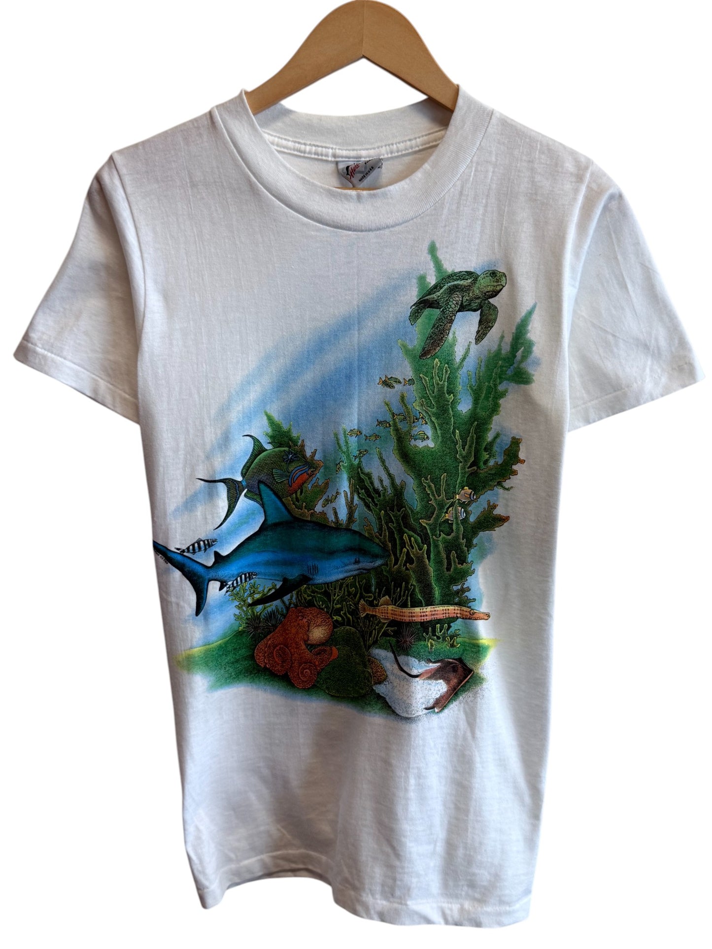 Vintage 90's Aquatic Tropical Life Nature Graphic Tee Size Small