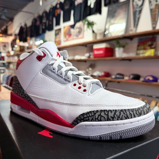 Jordan 3 'Fire Red' Size 11
