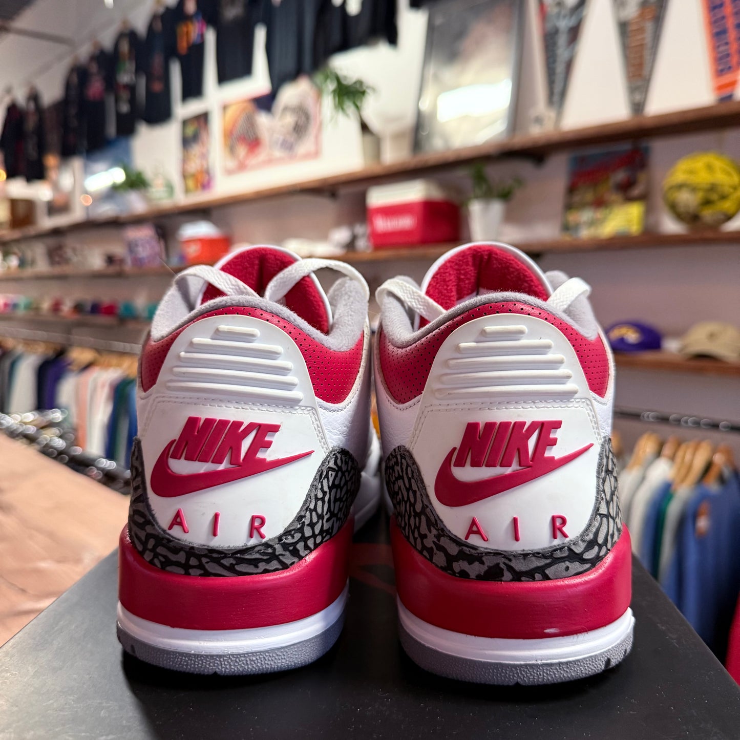Jordan 3 'Fire Red' Size 11