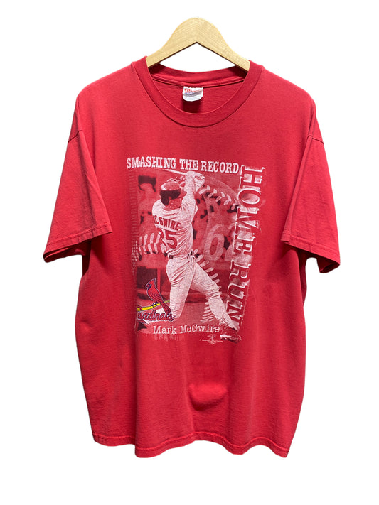 Vintage Mark McGwire Smashing the Record Cardinals MLB Tee Size XL