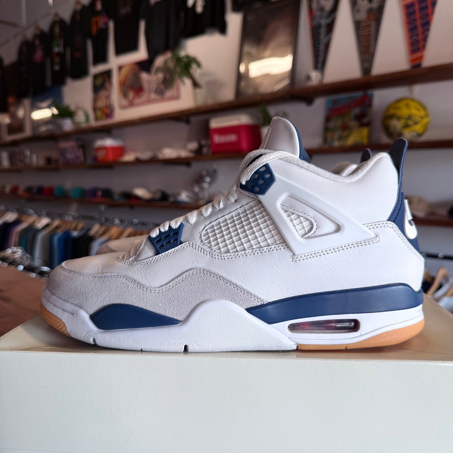 Jordan 4 'Navy SB' Size 11