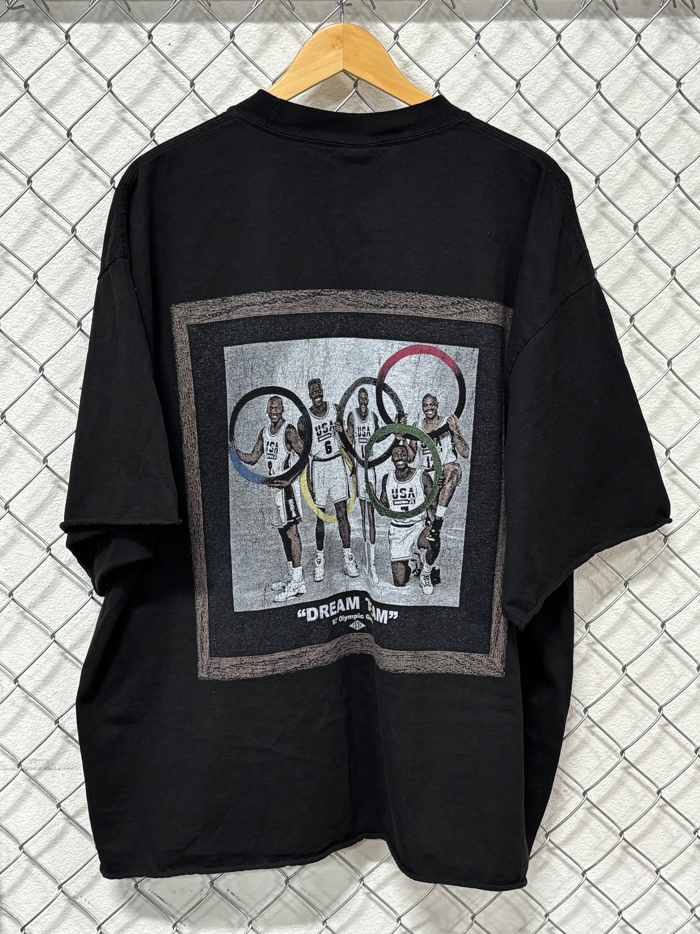 Shaka Wear USA Olympics Dream Team Basketball Graphic Tee Size XL
