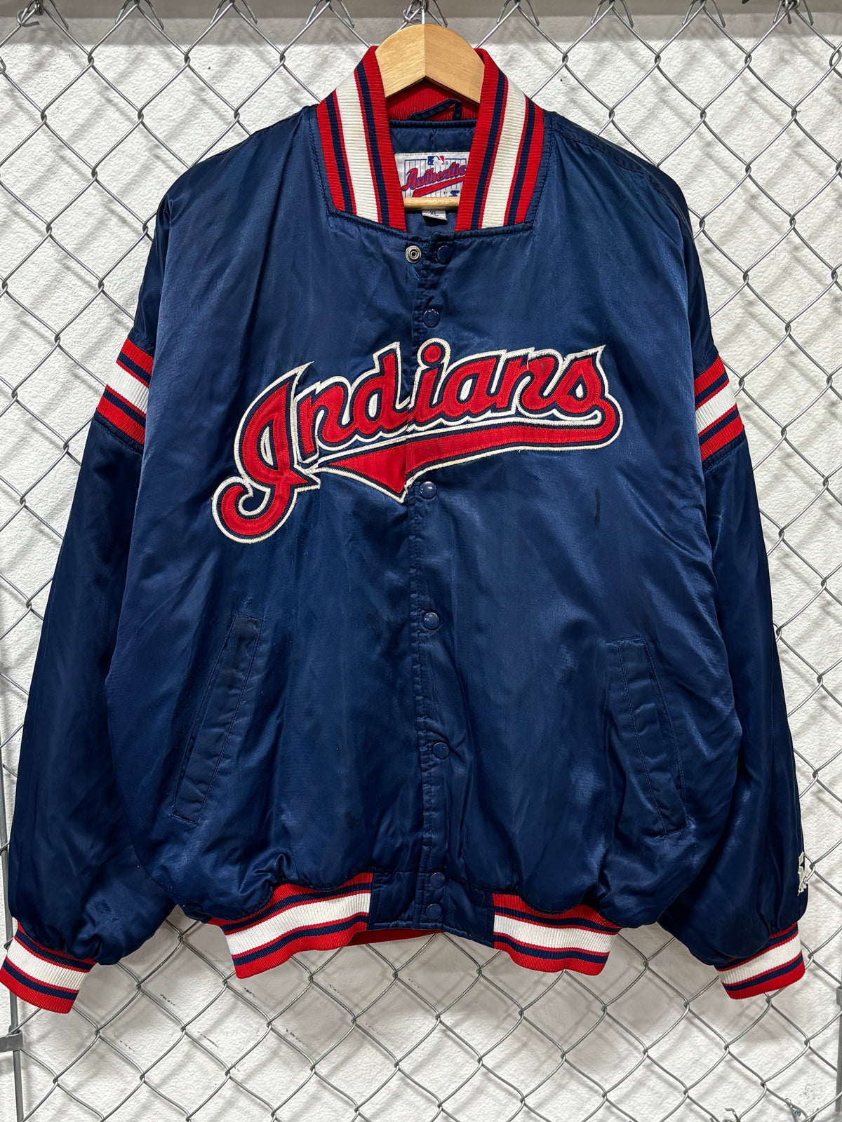 Vintage Starter Diamond Collection Cleveland Indians Nylon Bomber Jacket Size XL