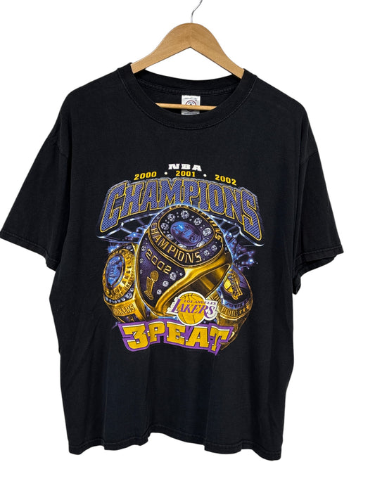Vintage Y2K Los Angeles Lakers NBA 3 Peat Champions Tee Size XL
