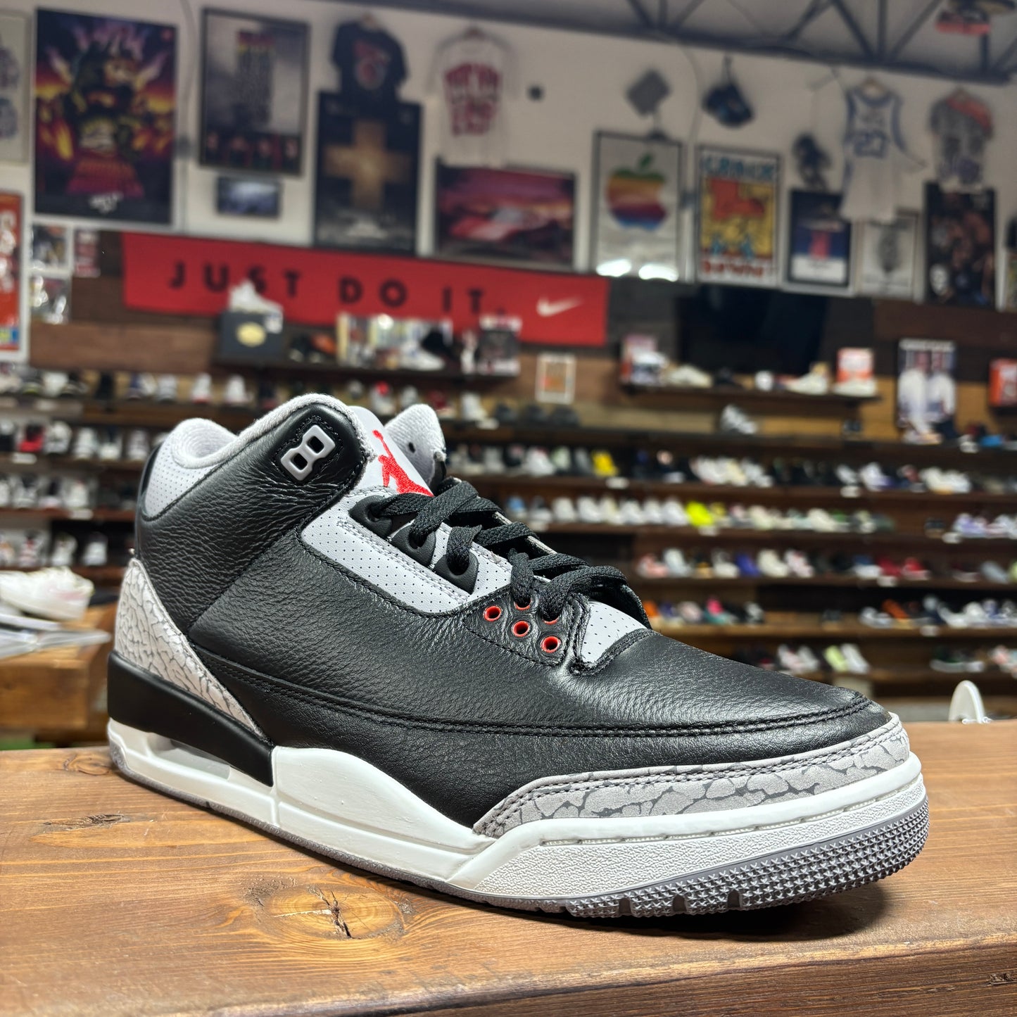 Jordan 3 'Black Cement' Size 11 (DS)