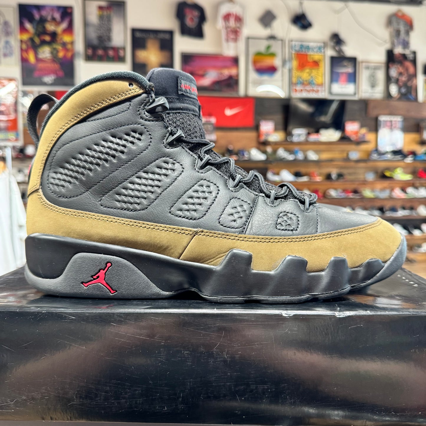 Jordan 9 'Olive' Size 12