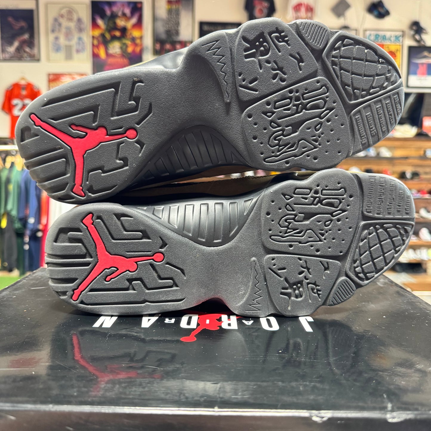 Jordan 9 'Olive' Size 12