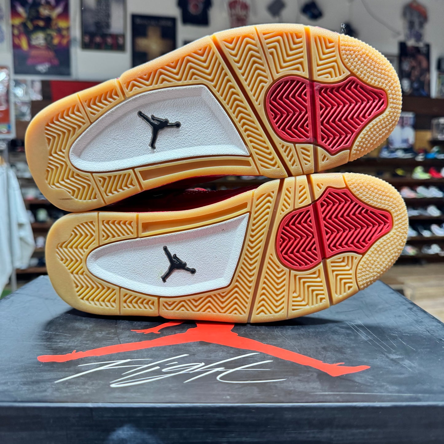 Jordan 4 'Fire Red Singles Day' Size 8.5W/7M