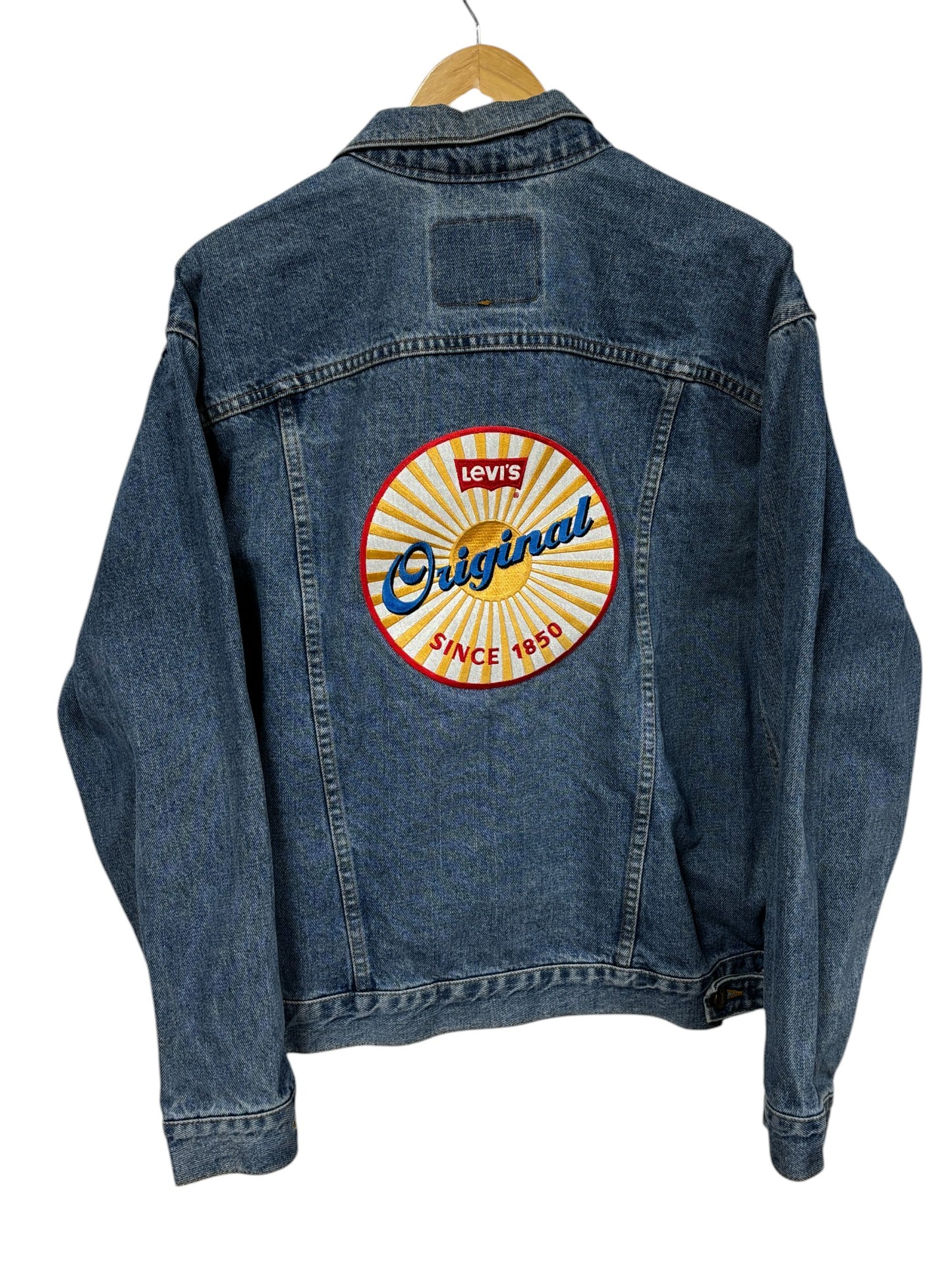 Vintage 90's Levi's Denim Trucker Jacket Back Patch Size Large