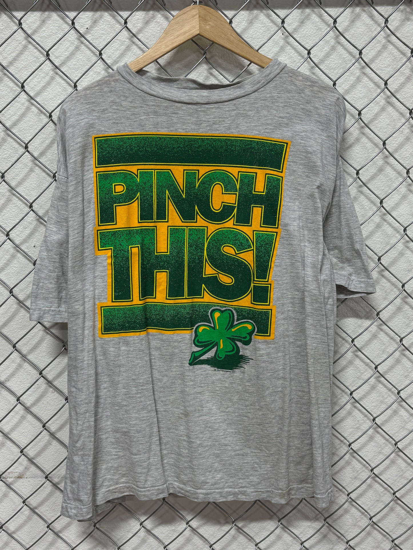 Pinch This Irish Graphic Tee Size Large