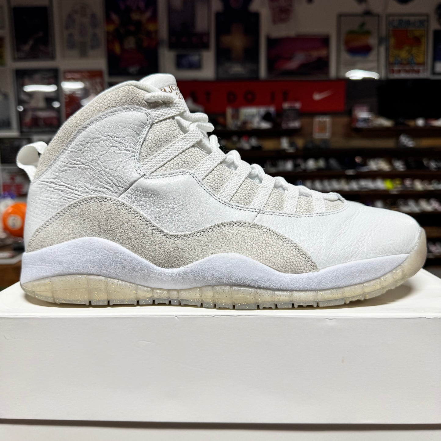 Jordan 10 'OVO White' Size 11.5