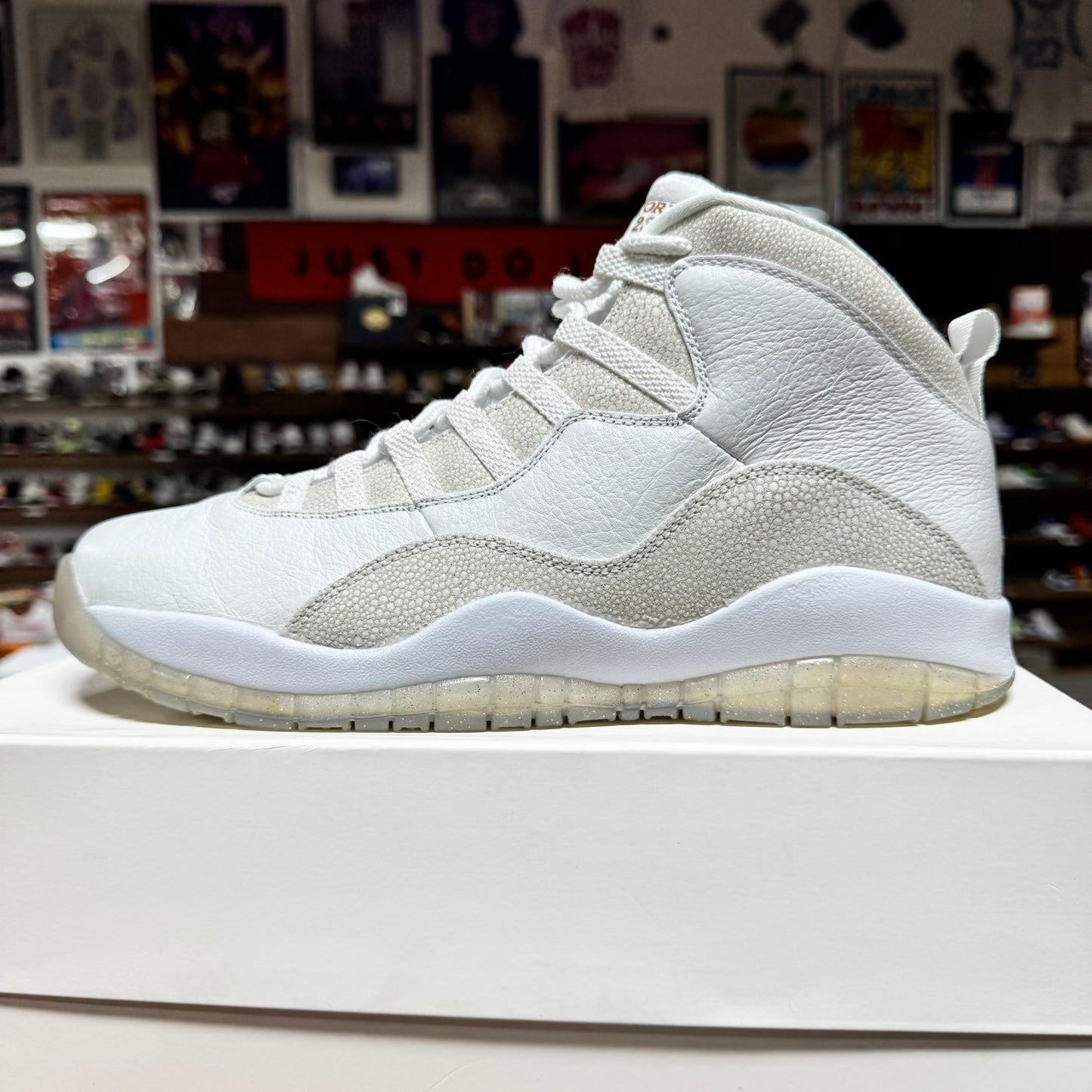 Jordan 10 'OVO White' Size 11.5