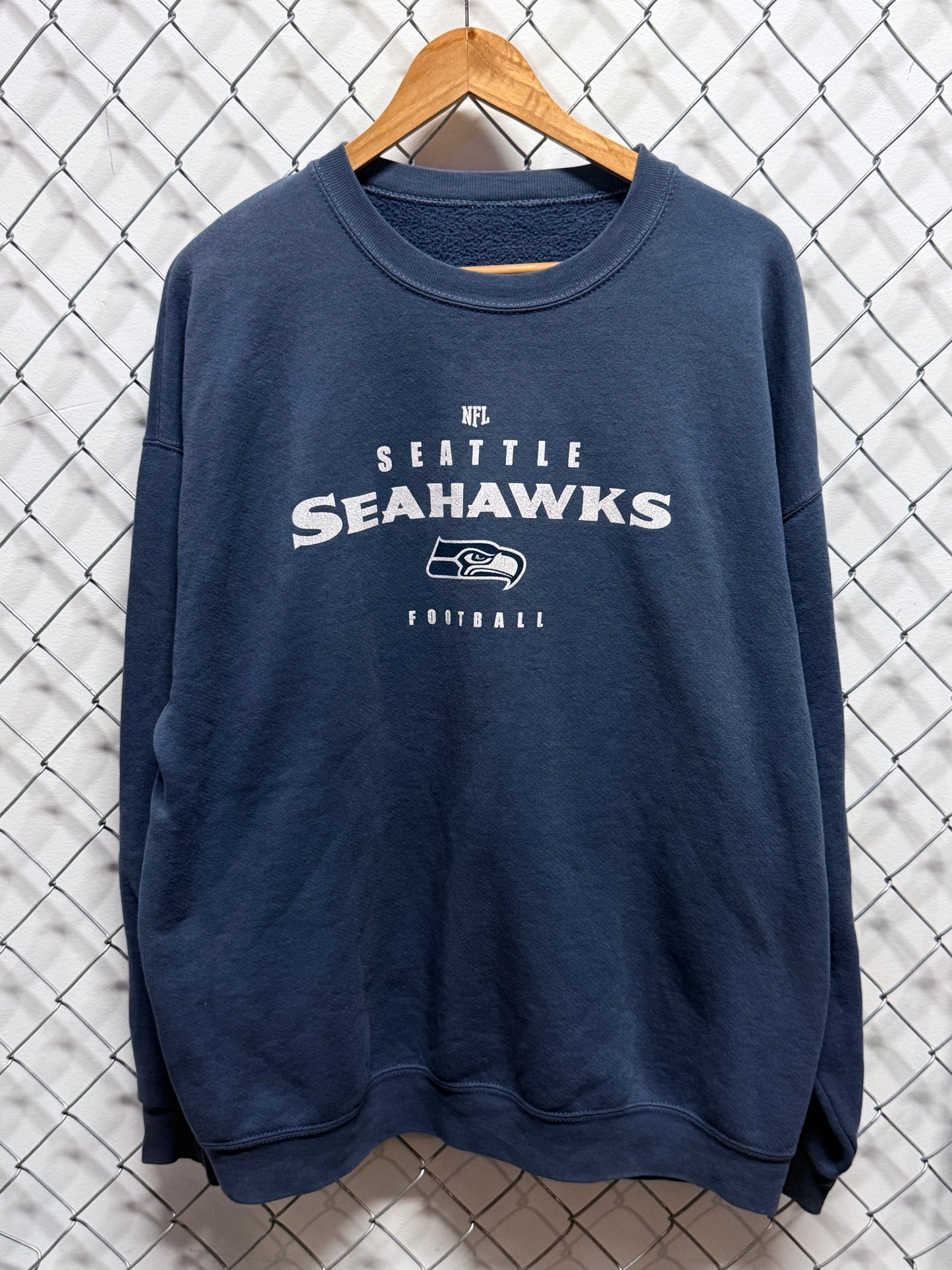 Vintage Y2K Seattle Seahawks NFL Logo Sweater Size XL