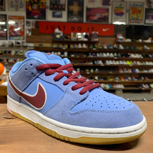 Nike SB Dunk Low 'Phillies' Size 7.5