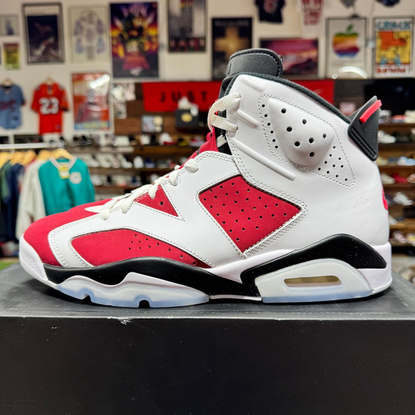 Jordan 6 'Carmine' Size 12 (VNDS)