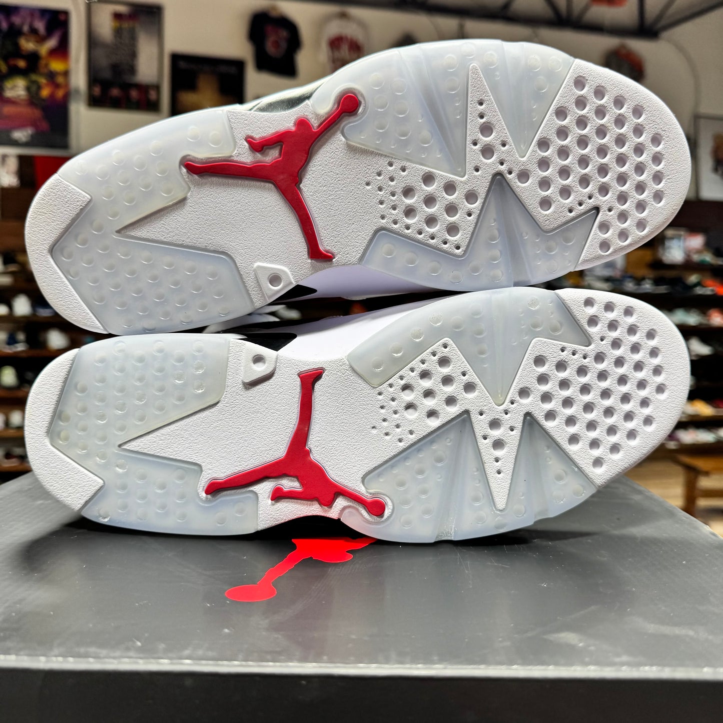 Jordan 6 'Carmine' Size 12 (VNDS)