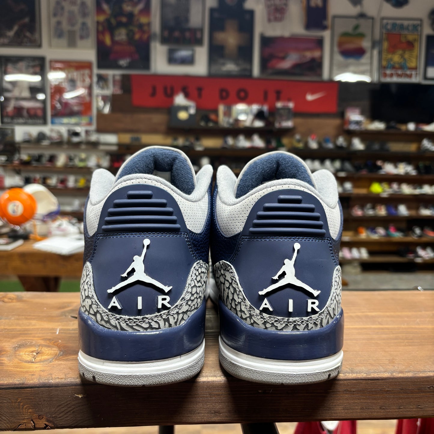 Jordan 3 'Georgetown' Size 13