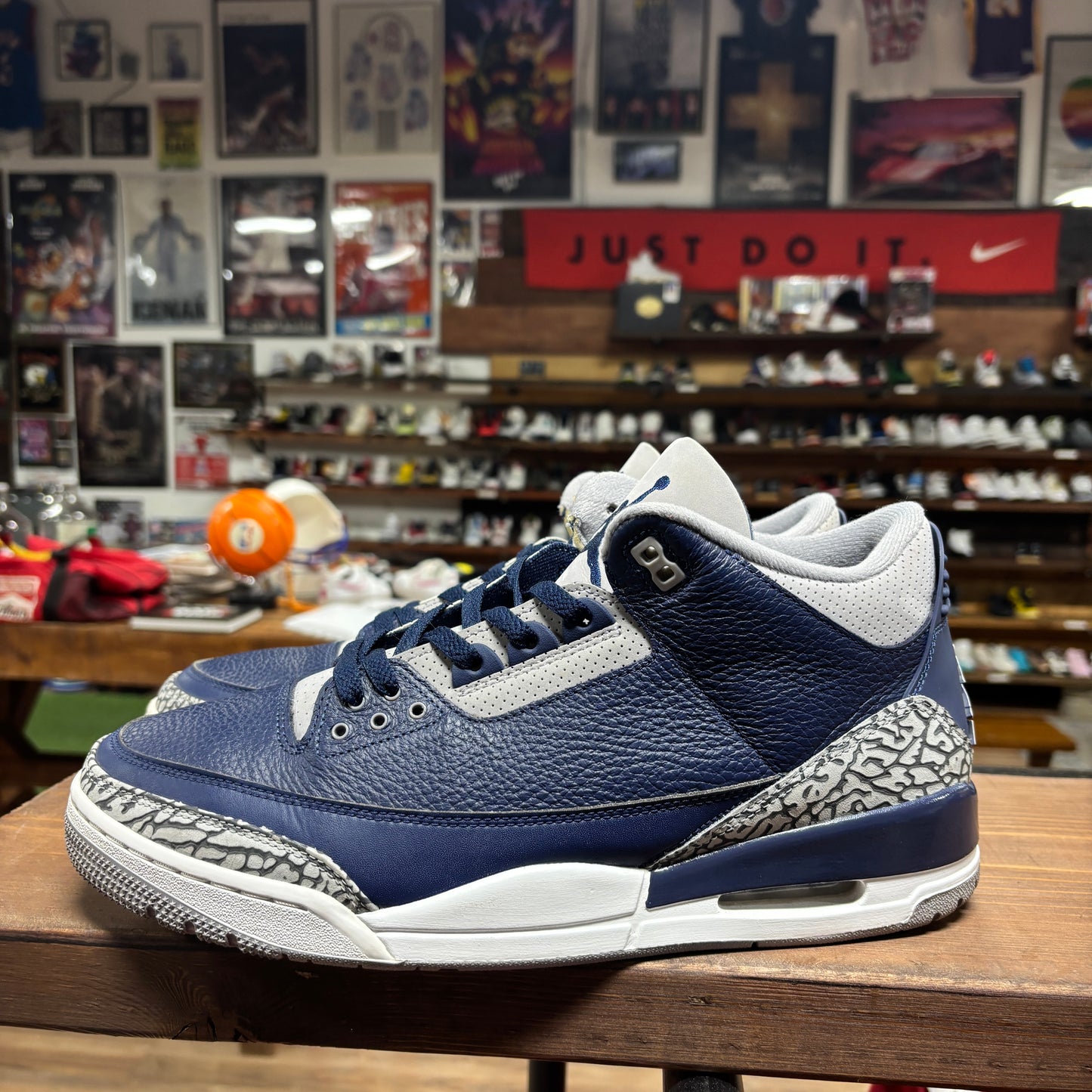 Jordan 3 'Georgetown' Size 13