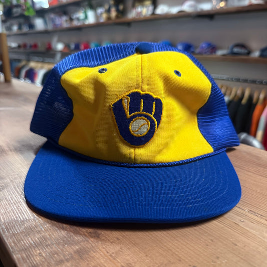 Vintage 80's Milwaukee Brewers MLB Logo Trucker Hat