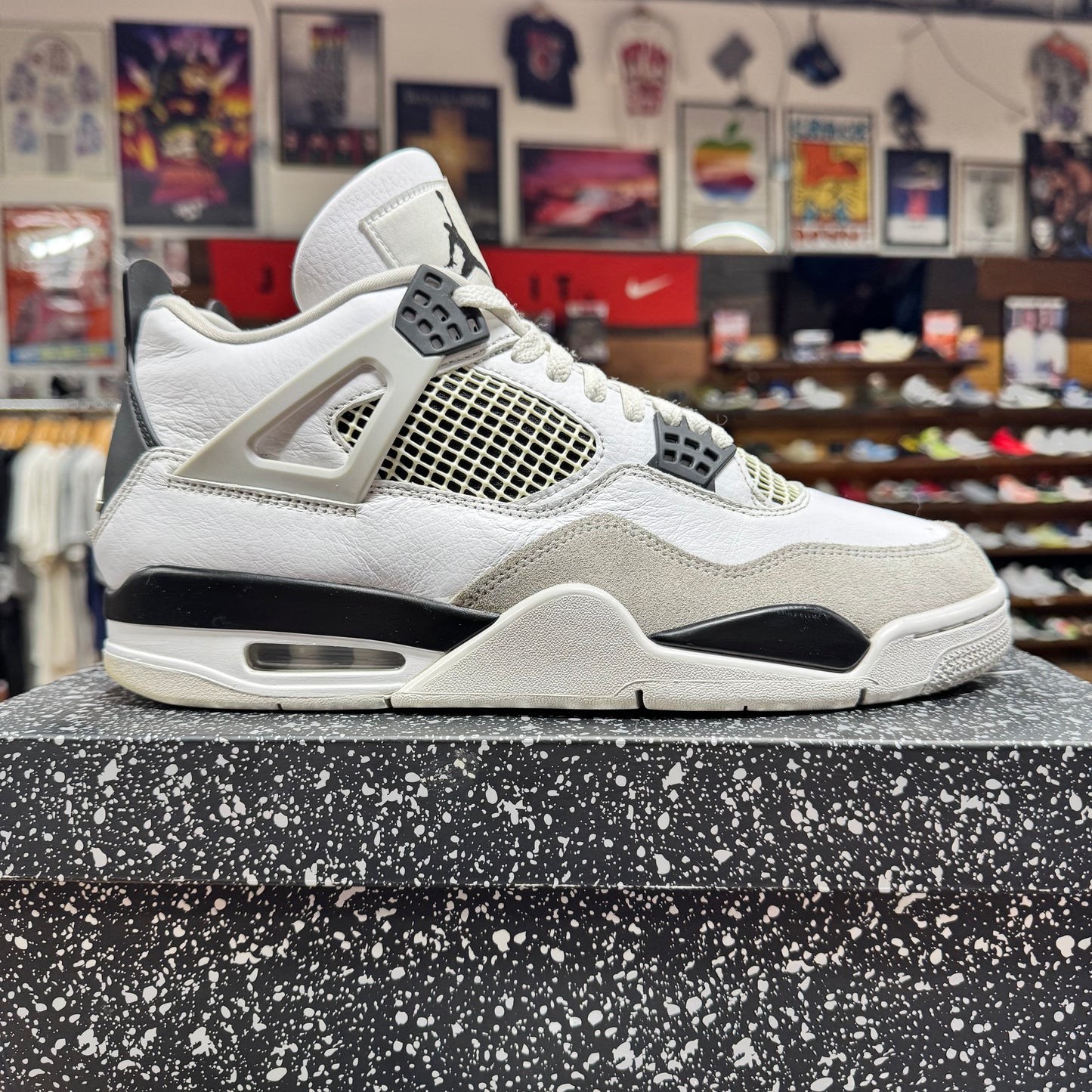 Jordan 4 'Military Black' Size 11