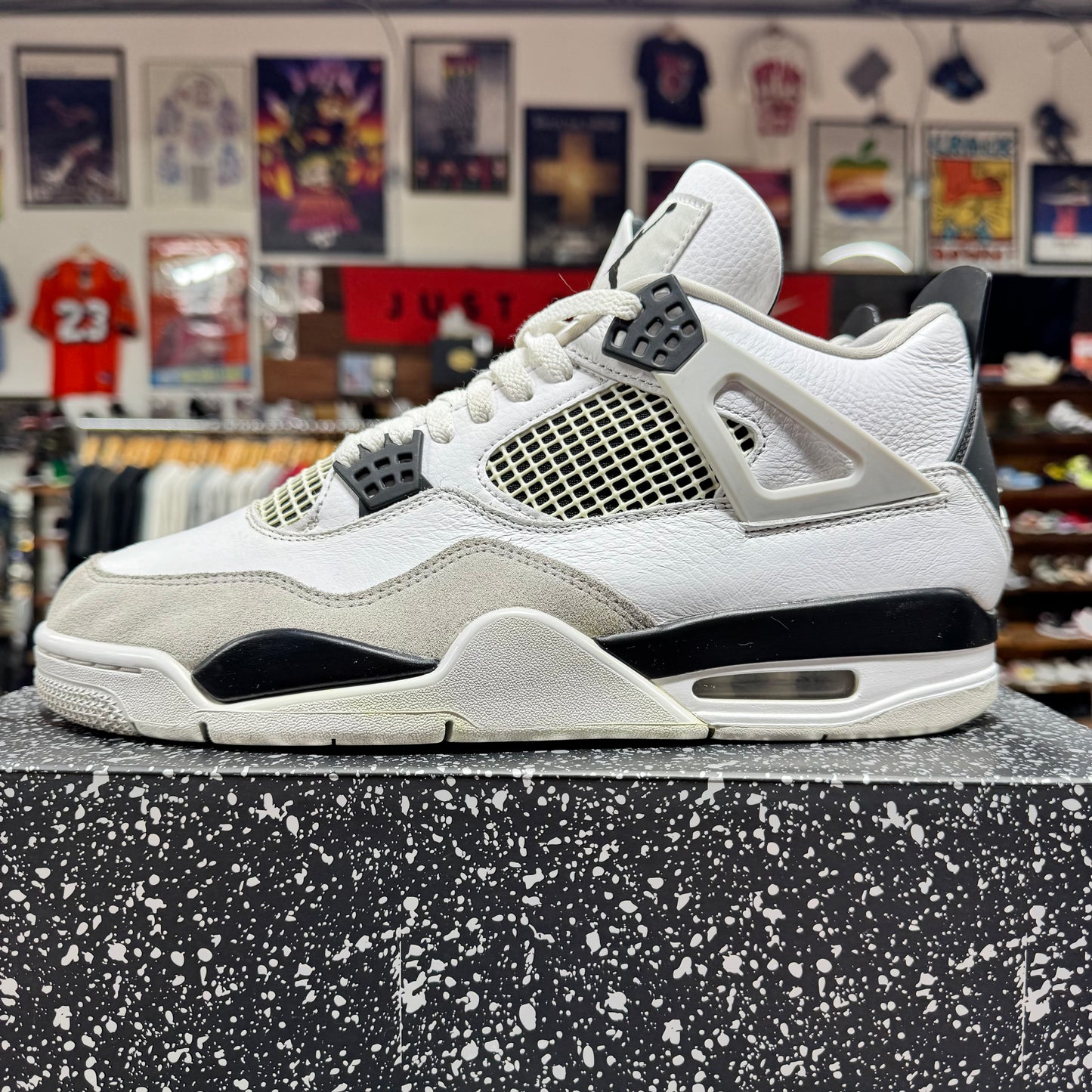 Jordan 4 'Military Black' Size 11