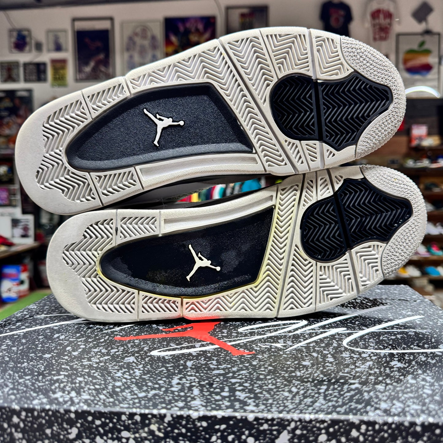 Jordan 4 'Military Black' Size 11