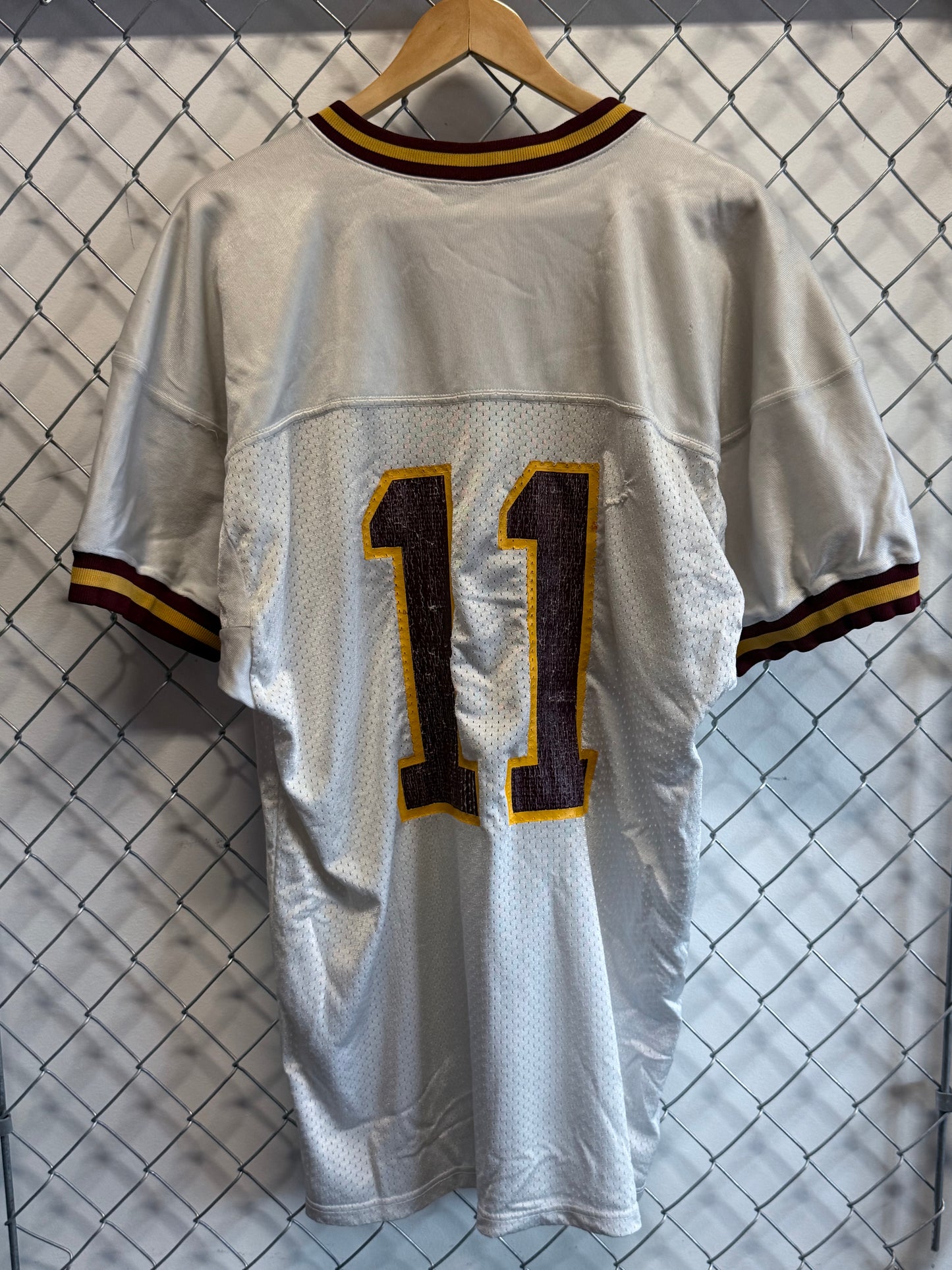 Vintage 90's Russell Athletic Cats Jersey #11 Size Large