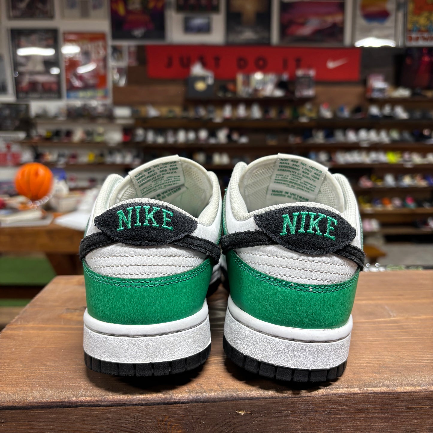 Nike Dunk Low 'Celtics' Size 7.5