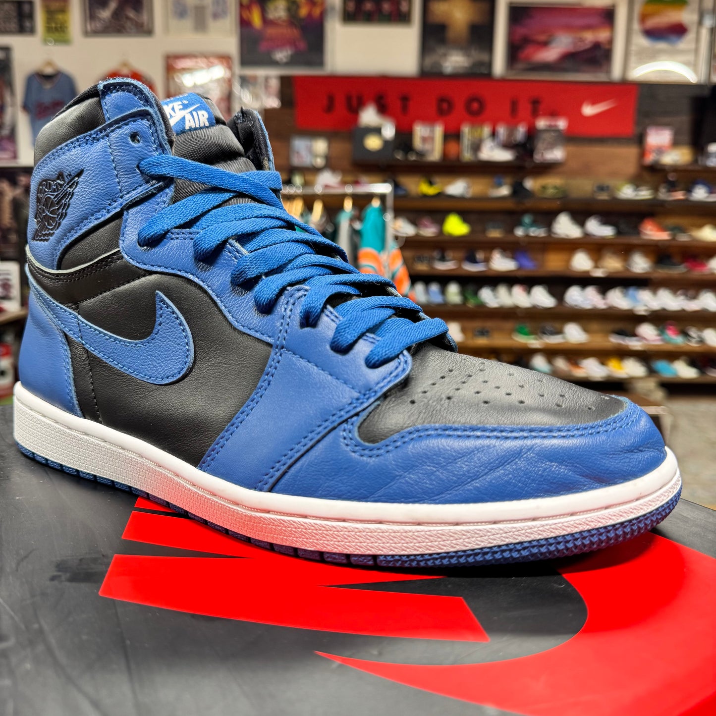 Jordan 1 'Marina Blue' Size 10.5
