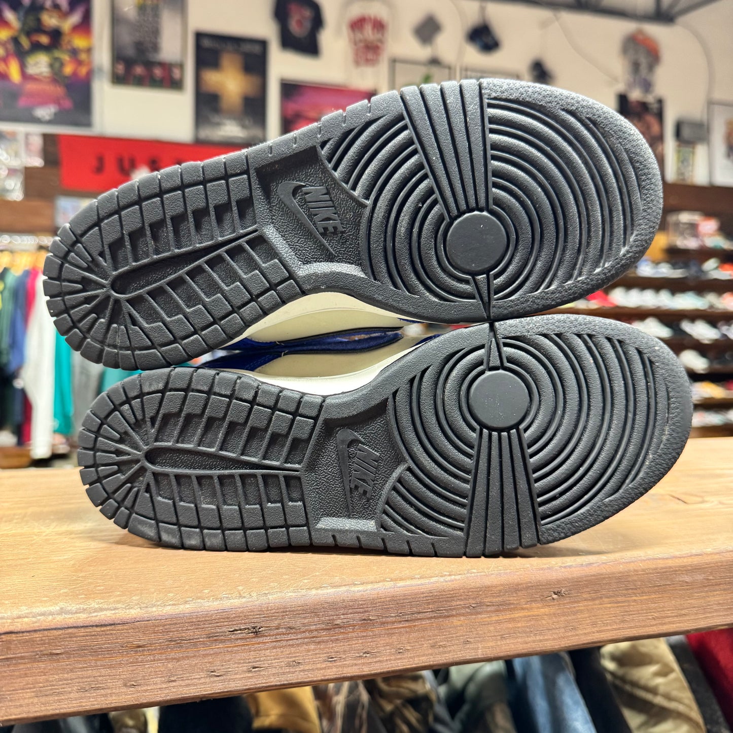 Nike Dunk Low 'Jackie Robinson' Size 5.5Y