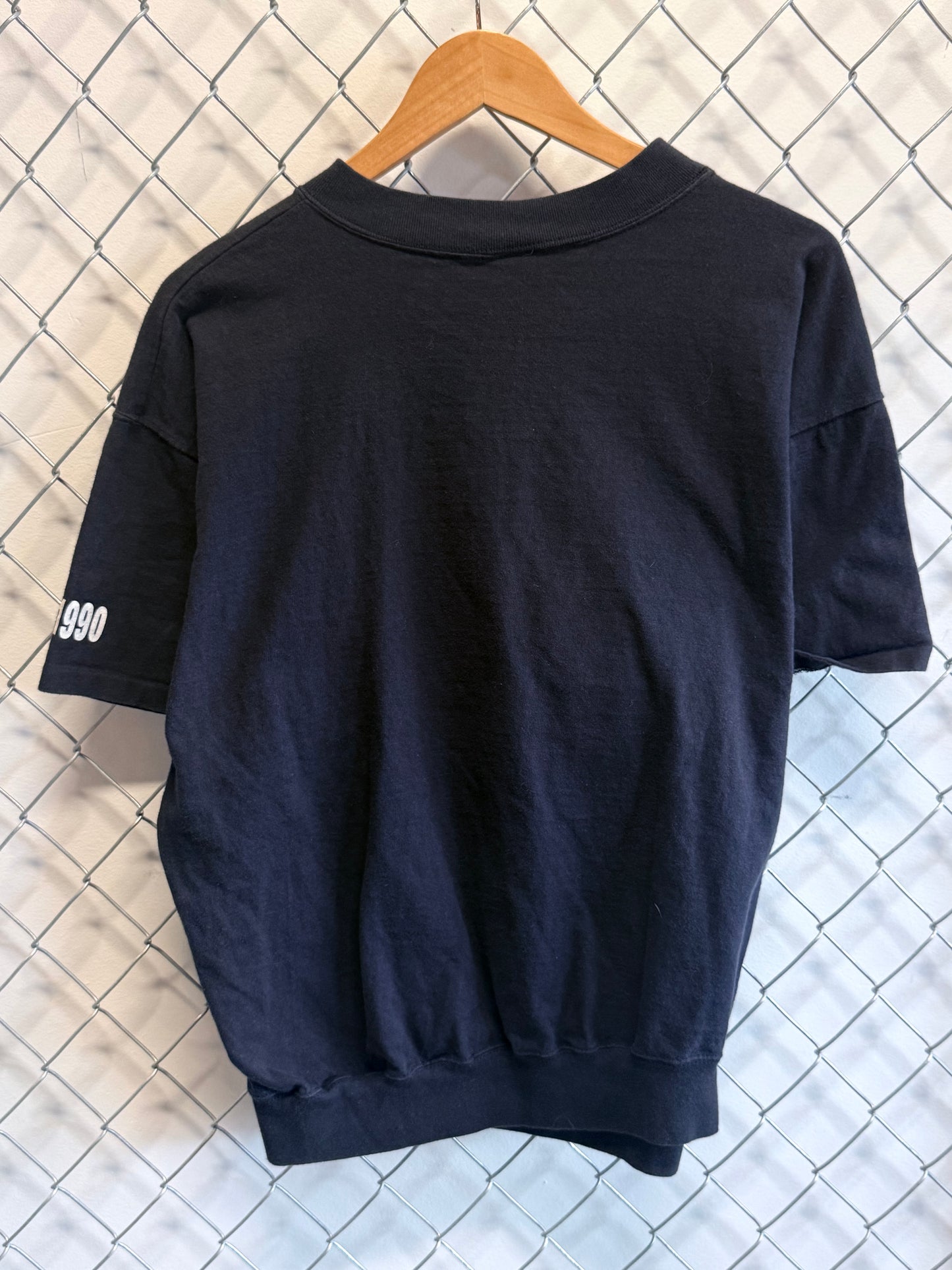 Vintage 1999 Disney 35 Years of Magic Disneyland Graphic Tee Size Large