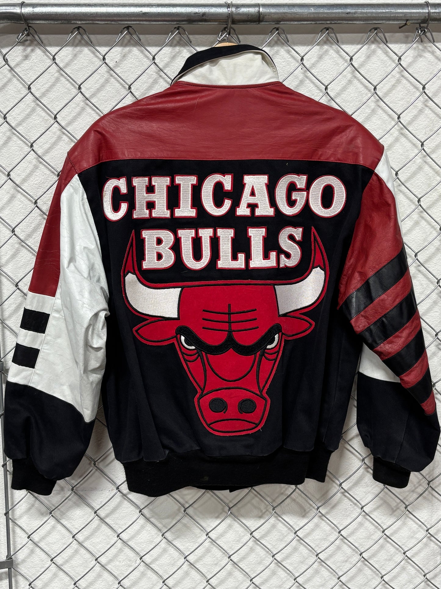 Vintage 90's Jeff Hamilton Chicago Bulls NBA Leather Jacket Size Small