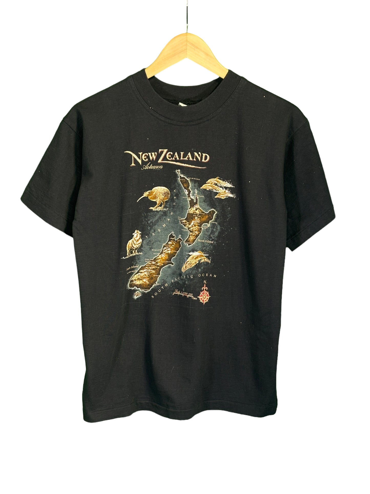 Vintage New Zealand Destination Big Graphic Tee Size Small